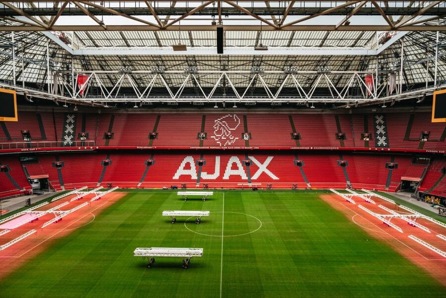 Amsterdam: VIP Johan Cruijff ArenA Tour with Drink and Scarf - Guides make the difference