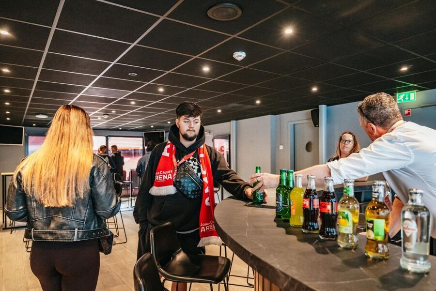 Amsterdam: VIP Johan Cruijff ArenA Tour with Drink and Scarf - Who should book this stadium tour