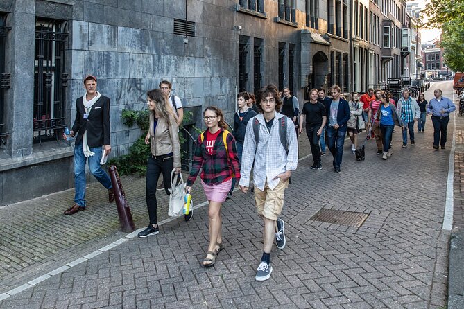 Amsterdam Walking Tour with a local comedian as guide - Spui and the shopping street connection