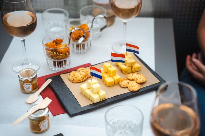 Amsterdam Wine and Cheese Evening Cruise - Why an evening cruise works so well in Amsterdam
