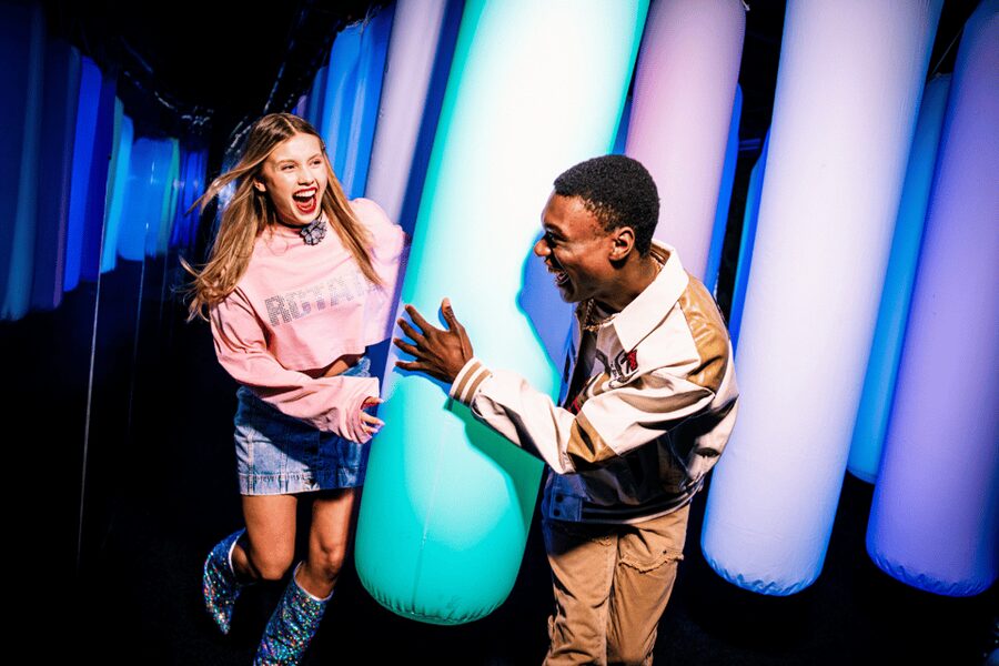 Amsterdam: WONDR Immersive Playground Experience Ticket - How the camera system and free photos work