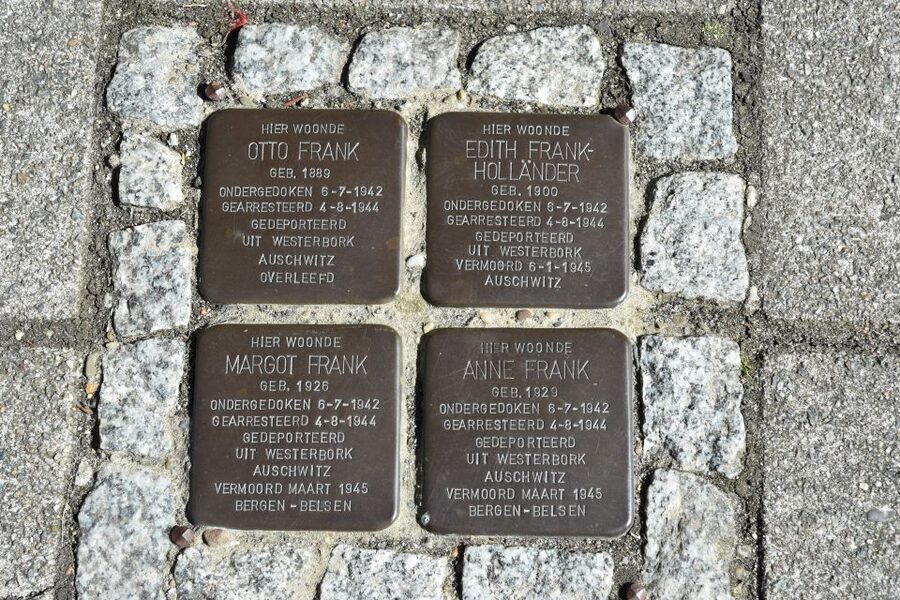 Anne Frank Story & Private 2-Hour Neighborhood Tour - Why Anne Frank’s story starts in Amsterdam South