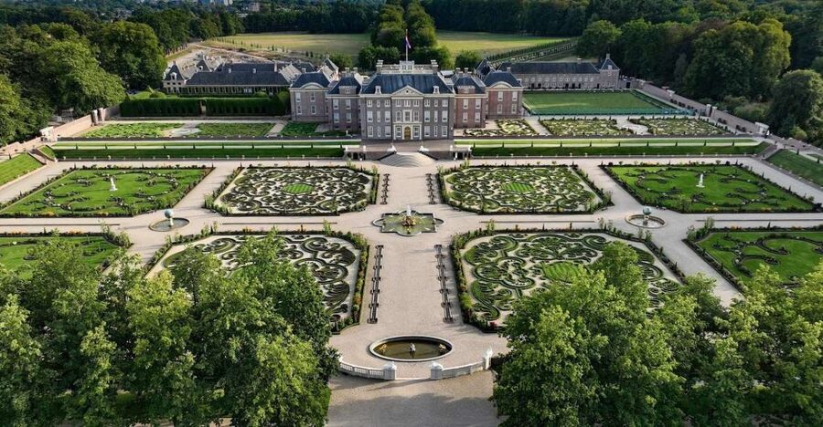 Apeldoorn: Het Loo Palace Entry Ticket - Choose a palace story that suits your interests