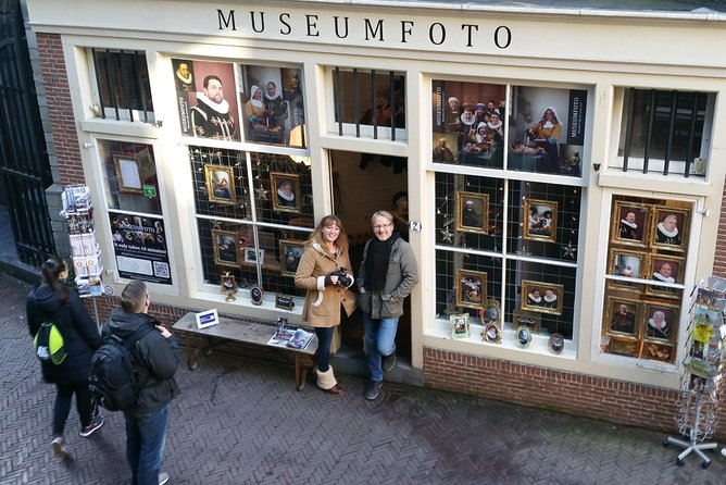 Become a Dutch Art Piece Photo Shoot in Amsterdam - Peter’s role makes the difference