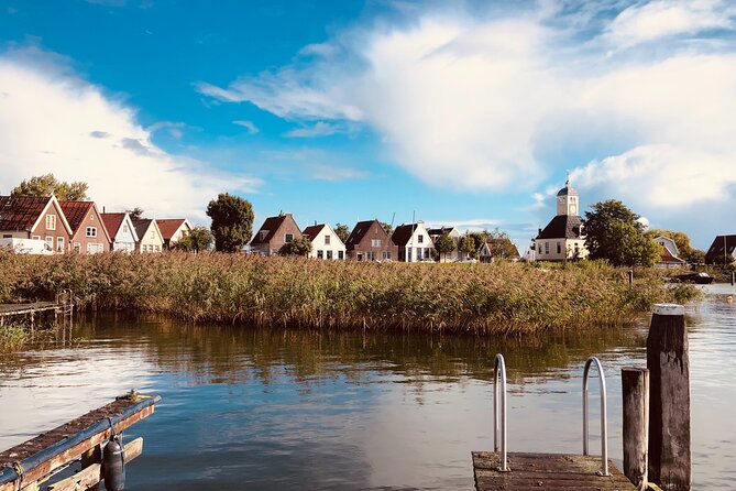 Best of Dutch Countryside: Giethoorn, Windmills, Secret Villages - Giethoorn by boat and on foot