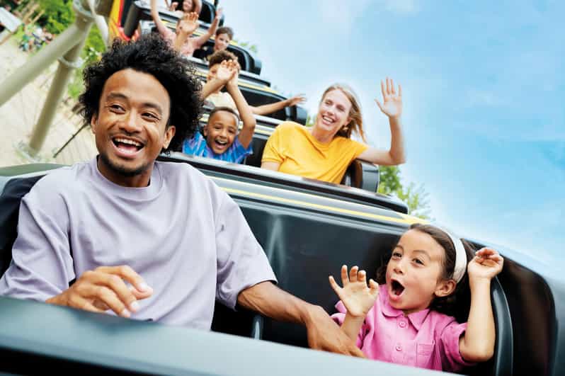 Biddinghuizen: Walibi Holland Entry Ticket - Space Shot, water rides, and the splash factor