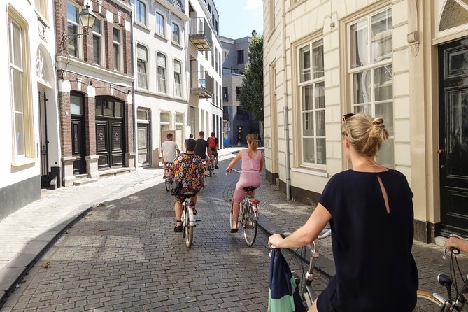 Breda Highlight Bike Tour - Breda Castle and the story of the Spanish conflict