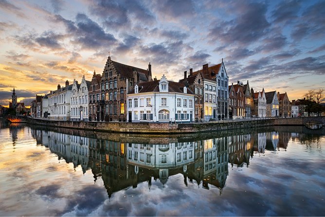 Bruges bus tour from Amsterdam - Gruuthuse, St. Bonifacius Bridge, and the best photographs