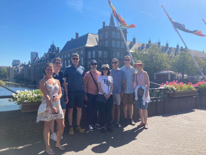 Centre The Hague On Foot with Wonderful Storyteller - 2hr - Noordeinde Palace and the Orange-Nassau family