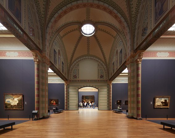 Combo Ticket: Rijksmuseum Amsterdam & 1h Cruise with Audio Guide - Redeeming the canal voucher at Damrak 26