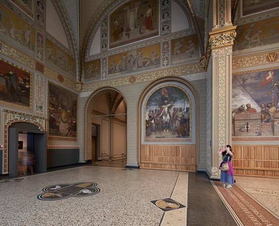 Combo Ticket: Rijksmuseum Amsterdam & 1h Cruise with Audio Guide - One hour on Amsterdam’s canals