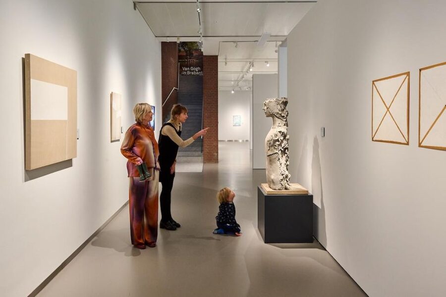Den Bosch: Het Noordbrabants Museum Entry Ticket - Upstairs galleries and the pace of the visit