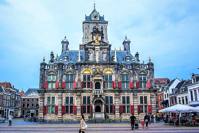 Discover Delft with a self-guided Outside Escape city game tour! - Museum Prinsenhof and the William of Orange story