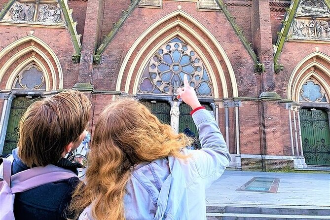 Discover Maastricht with a self-guided Outside Escape city game - Finishing at Markt and the city hall