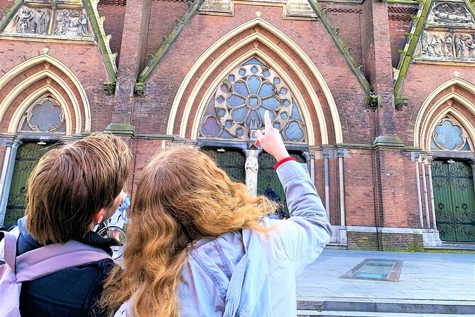 Discover Utrecht with a self-guided Outside Escape city game tour - Voorstraat, with bars and restaurants nearby