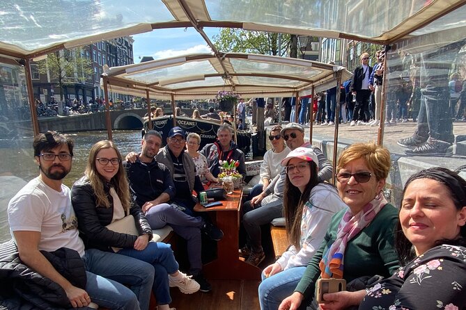 Dutch Cheese & Drinks Guided Amsterdam Boat Tour, All Inclusive - Merchant mansions along the Golden Bend
