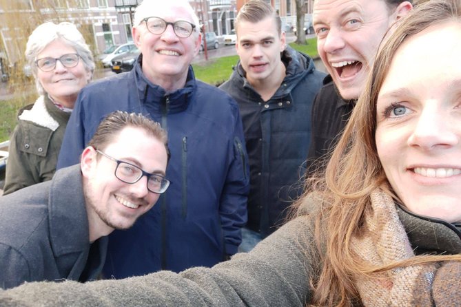 e-Scavenger hunt Alkmaar: Explore the city at your own pace - Price, group size, and what you receive