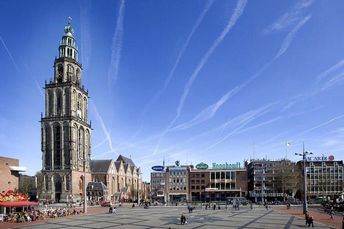 e-Scavenger hunt Groningen: Explore the city at your own pace - Martinitoren and Brouwerij Martinus