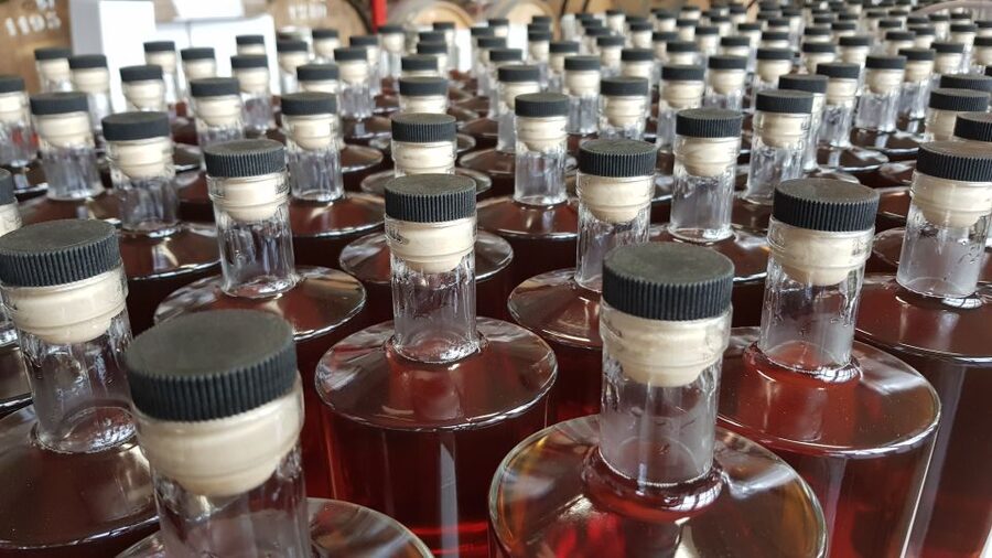 Eindhoven: Bottle Distillery Tour and Tasting Experience - Key points to know before you book