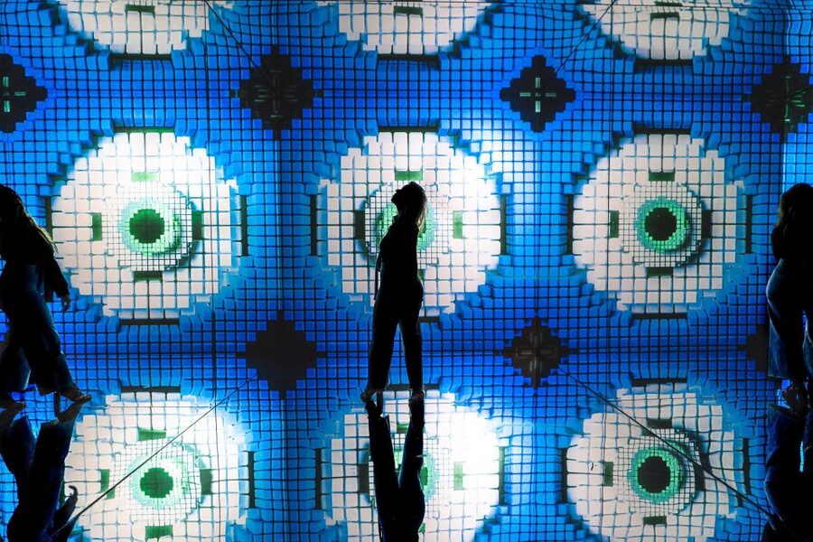 Eindhoven: Motion Experience Light Art Playground Ticket - How to Make the Most of a Small Venue