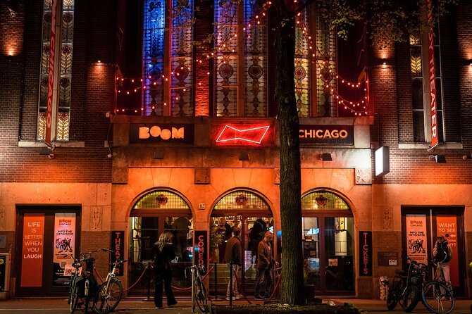 English Comedy Show Amsterdam: Boom Chicago - The main show: quick minds and audience ideas
