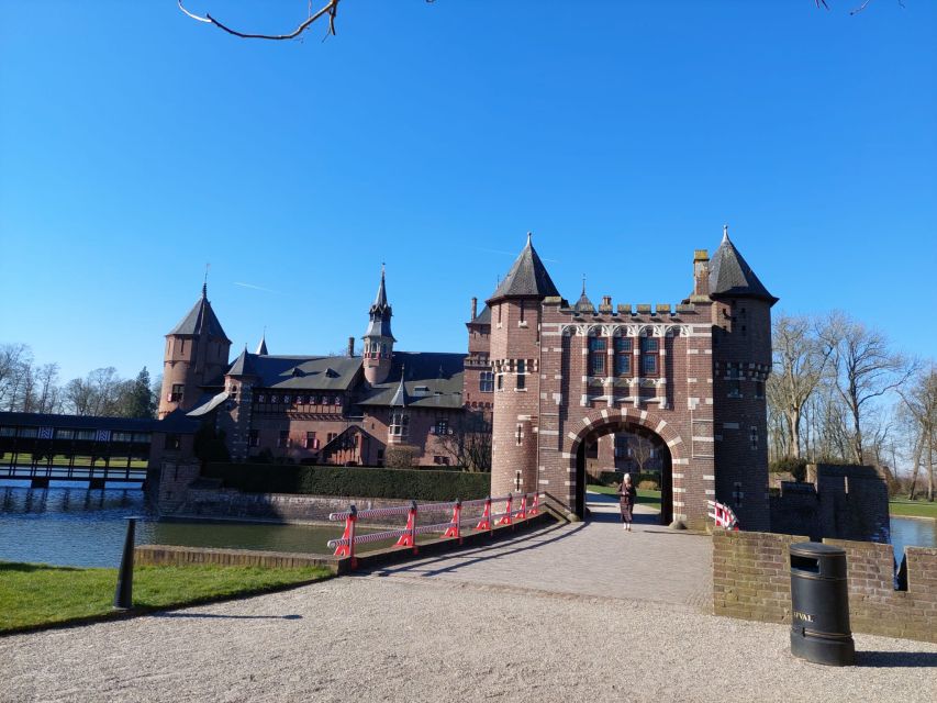 From Amsterdam: Castle De Haar Guided Tour - Who will enjoy this castle outing