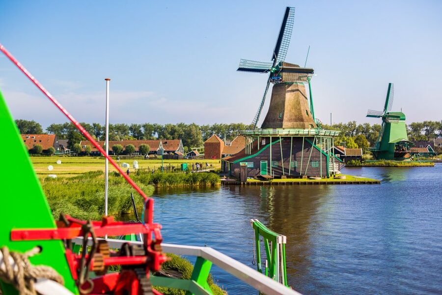 From Amsterdam: Keukenhof and Dutch Countryside Tour - A very full day beyond Amsterdam
