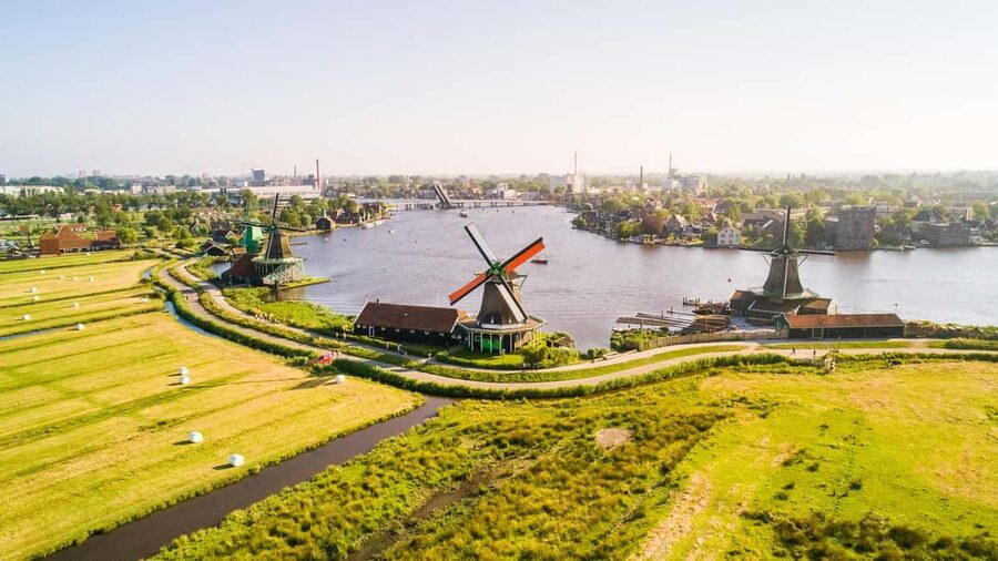From Amsterdam: Zaanse Schans, Volendam, and Marken Day Trip - Key details to know before booking