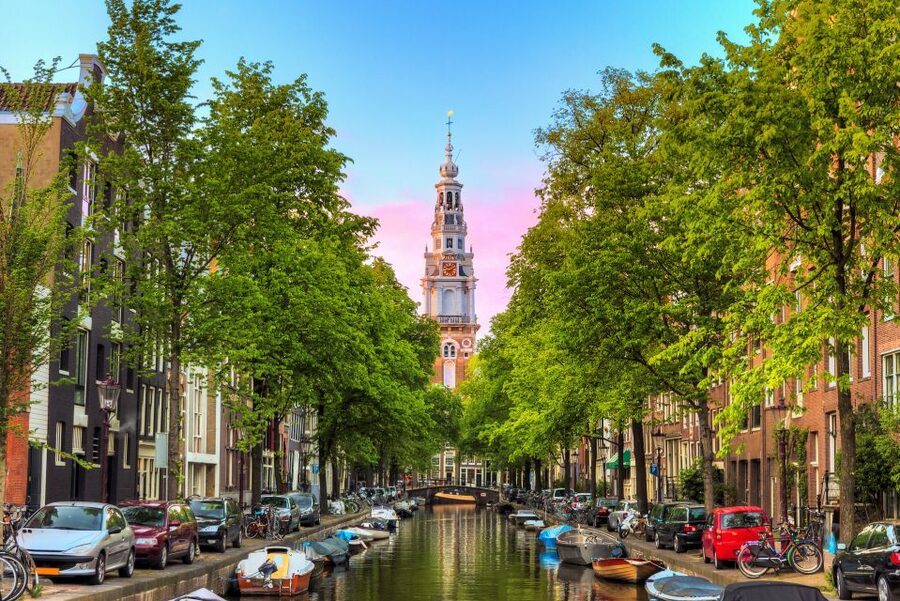 From Brussels: Day Trip to Amsterdam with Canal Boat Cruise - A guided introduction on foot