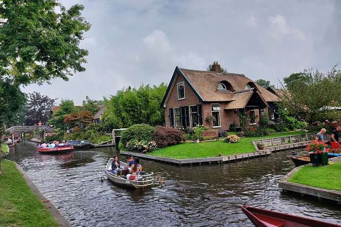 Giethoorn Small-Group Tour from Amsterdam (Max. 8 People) - The optional Zandvoort finish