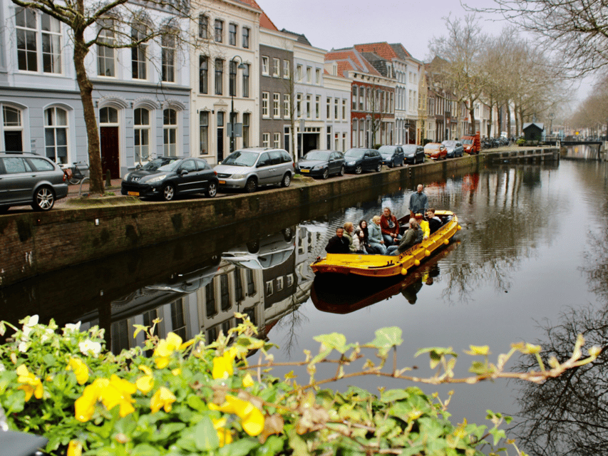 Gouda: Open Boat City Canal Cruise - How to get more from the hour