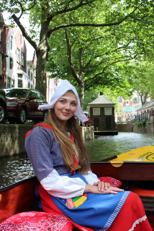 Gouda: Open Boat City Canal Cruise - Boarding at Kleiwegplein