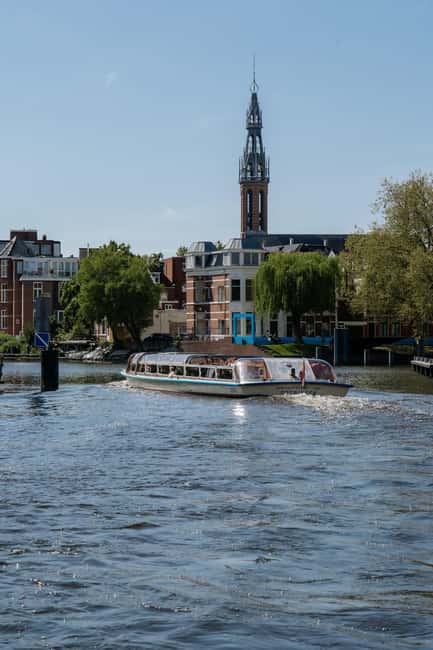 Groningen: City Canal Cruise - The Groninger Museum and Tasman Tower
