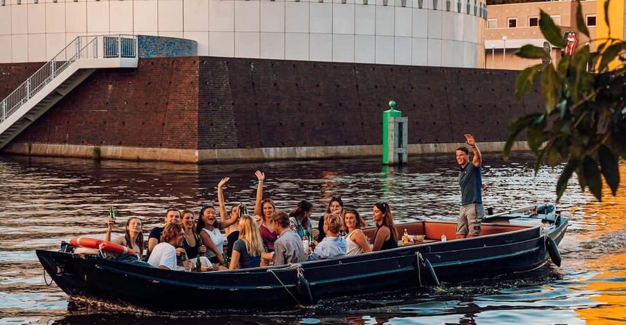 Groningen: City canal cruise (with unlimited drinks) - What this Groningen canal cruise is really like