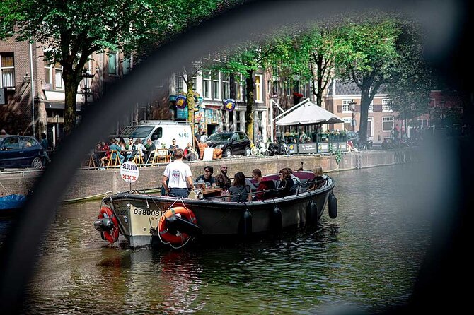 Guided Amsterdam Canal Cruise – Snacks & Drinks on board(1 Hour) - The Jewish Quarter and its powerful reminders