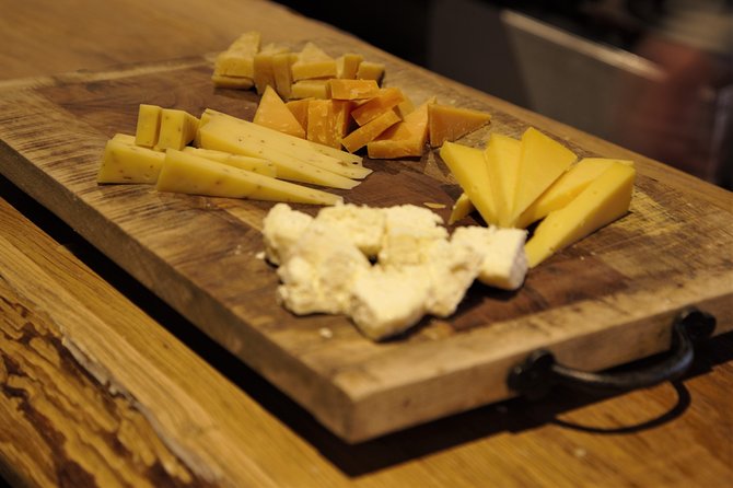 Guided Food Tour Haarlem (4-8 guests) - Old City - A calmer day away from Amsterdam