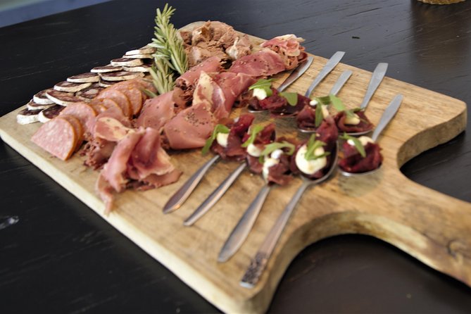 Guided Food Tour Haarlem (4-8 guests) - Old City - Booking, cancellation, and the 4.8 rating