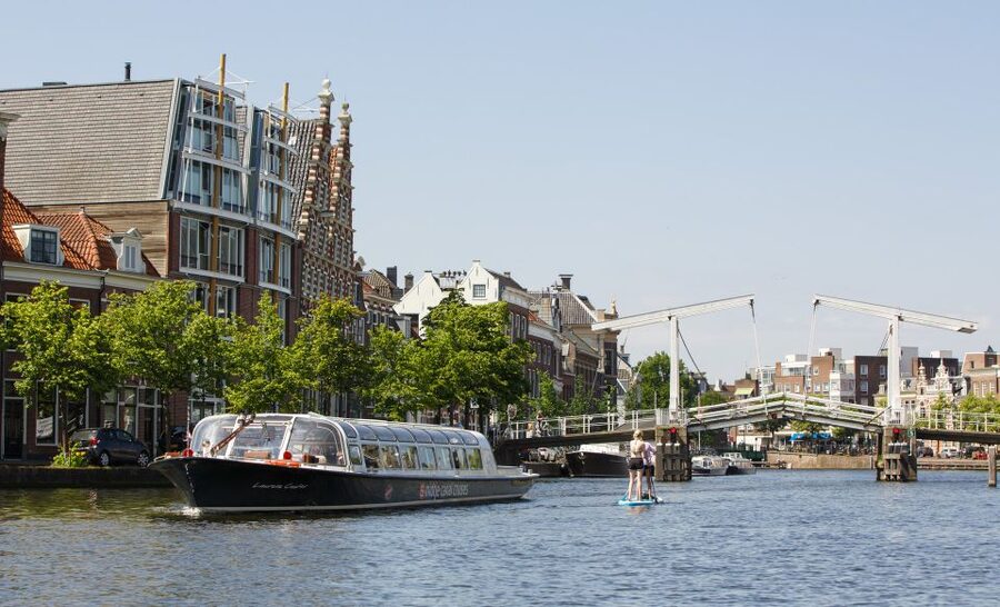 Haarlem: Dutch Windmill & Spaarne River Sightseeing Cruise - Is $20 a fair price for 90 minutes?