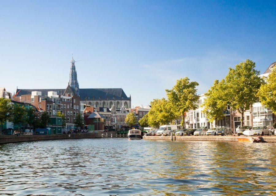 Haarlem: Dutch Windmill & Spaarne River Sightseeing Cruise - The Spaarne is the real star of the trip