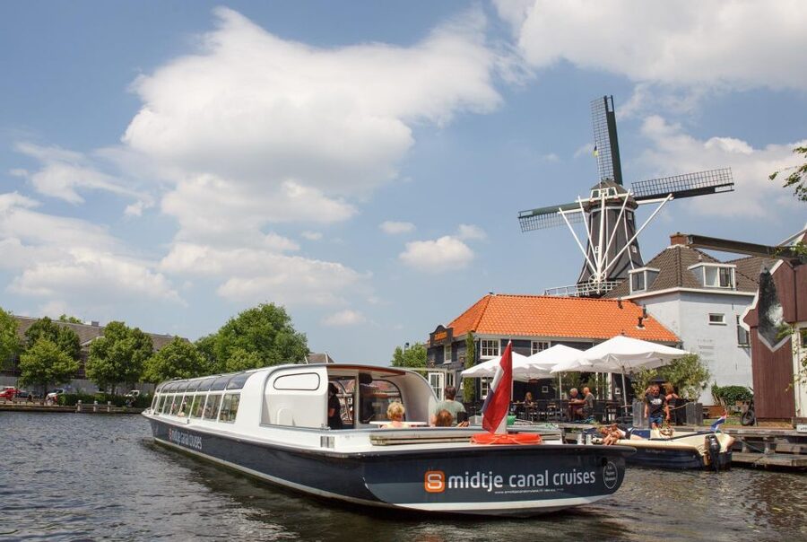 Haarlem: Sightseeing Canal Cruise through the City Center - Is $19 a fair price?
