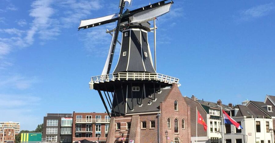 Haarlem: Windmill 'De Adriaan' Guided Tour - The climb: important advice before booking