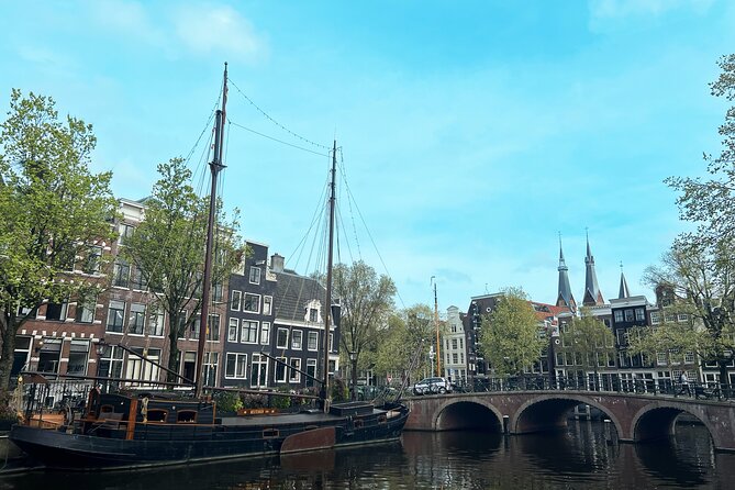 Historical Walking Tour, private with local Dutch guide - Key points to know before booking