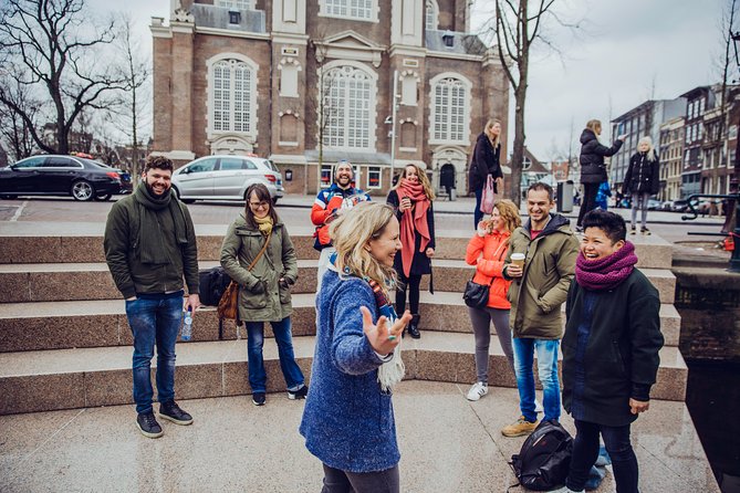 Humans of Amsterdam: Cultural Walking Tour incl. meeting 2 locals - Cafe Papeneiland and the meaning of gezelligheid