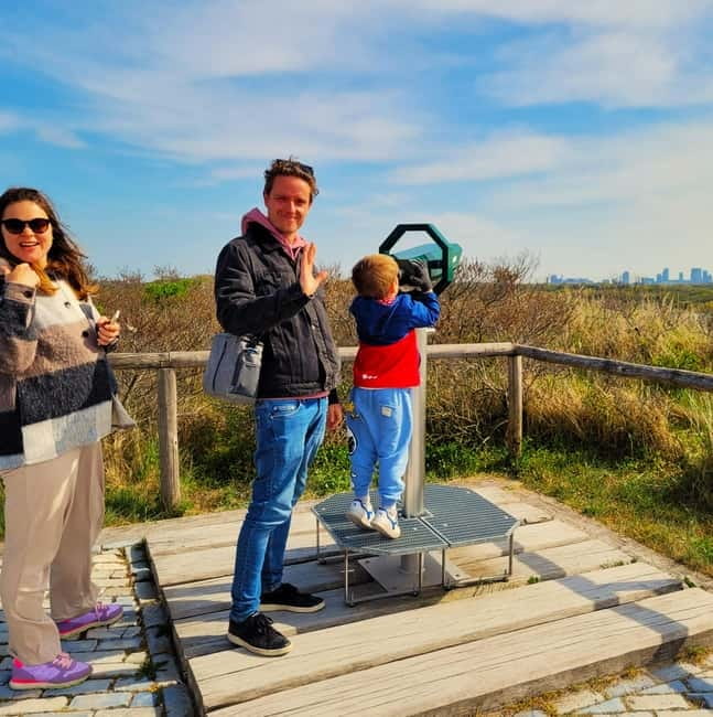 Interactive Safe 2,5hr Bike tour with Entertaining Guide - Riding toward Scheveningen Badplaats