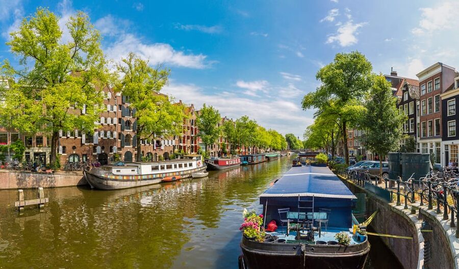 Jordaan, Anne Frank and Leidseplein tour in English - Westerkerk and the View from Anne Frank’s Diary