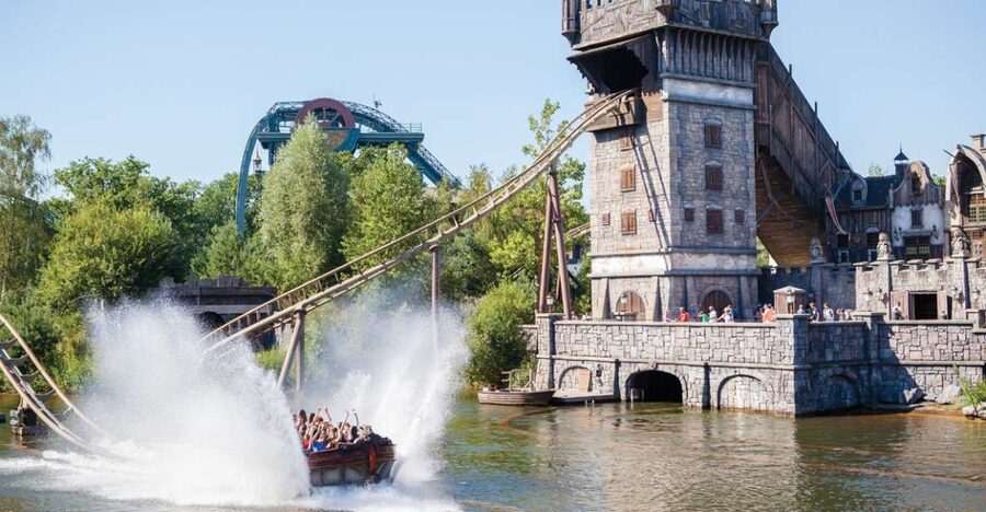 Kaatsheuvel: Efteling Theme Park Day Admission Ticket - Ending with Aquanura