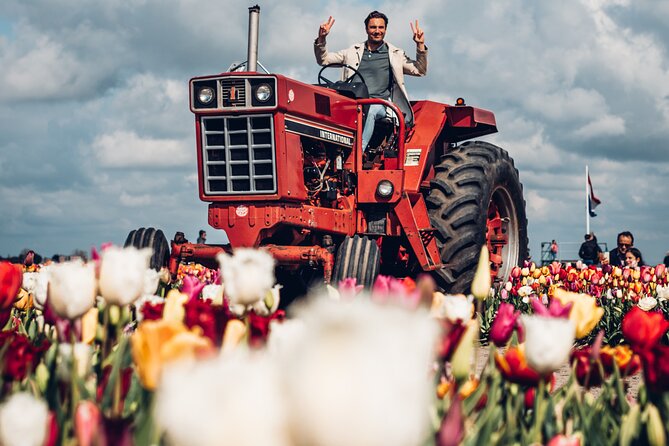 Keukenhof Gardens & Tulip Experience Tour from Amsterdam - How much guiding should you expect?