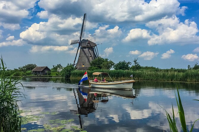 Kinderdijk Bike Tour - Cycling the quiet side of the polders