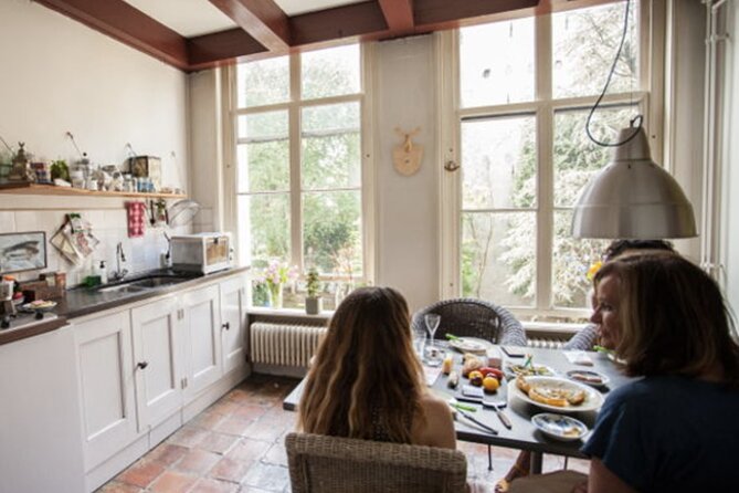 Learn to Make Dutch Pancakes in a Beautiful Amsterdam Canal House - Fusina’s role makes or breaks the visit