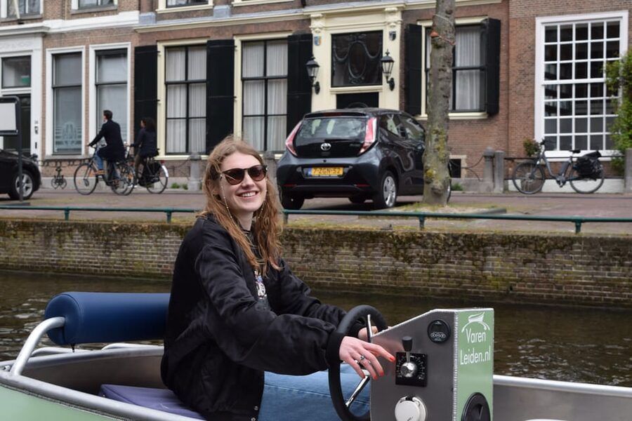 Leiden: Electric Boat Rental - Who will enjoy this Leiden boat ride?